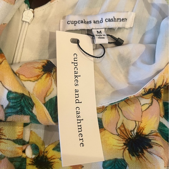 Cupcakes and cashmere sunflower sundress size M - Picture 4 of 4